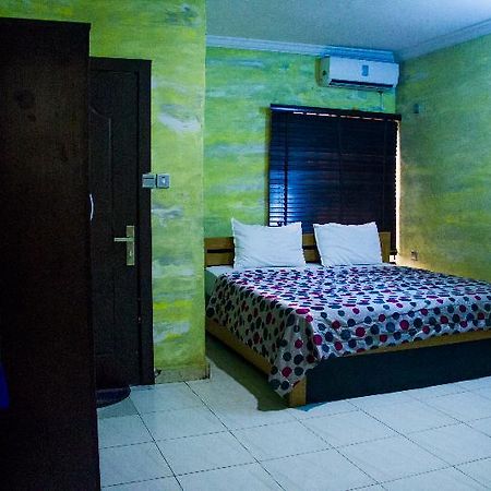 Glasshouse Suites Annex Lagos Ngoại thất bức ảnh
